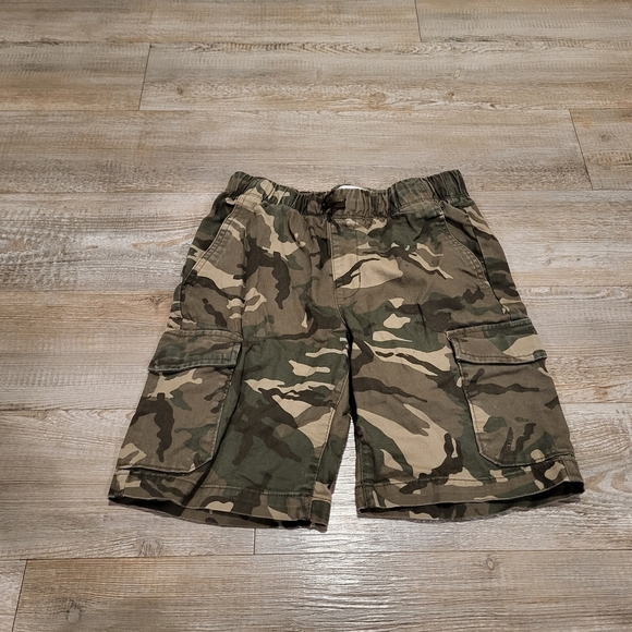 Old Navy Other - Old Navy Camo Cargo Shorts Big Boys Size Large 10-12